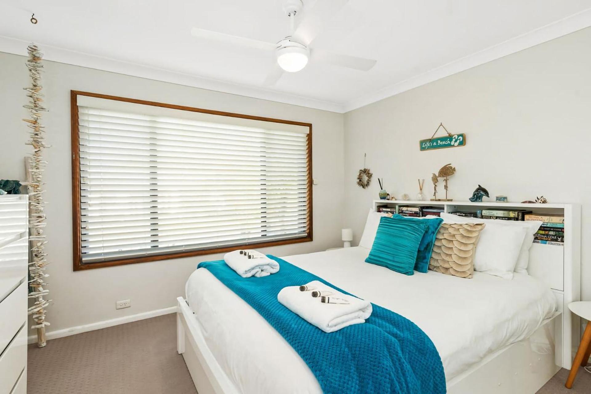 Family Coastal Escape Narrawallee Nsw Villa Екстериор снимка